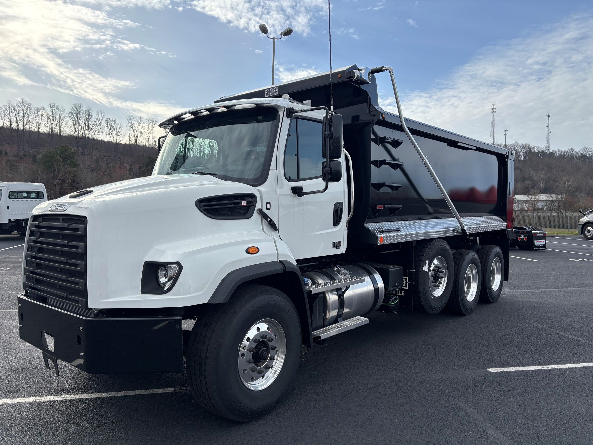 Used 2025 Freightliner 114SD for sale in Knoxville — photo 1 of 2