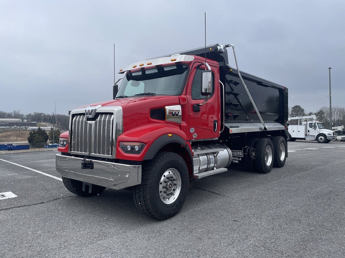 Used 2026 Western Star 47X for sale in Chattanooga — photo 1 of 2