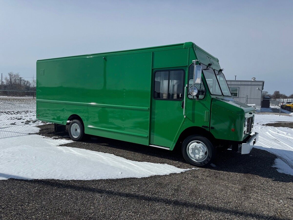 2025 Freightliner MT55