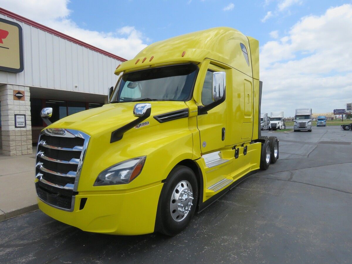 2024 Freightliner Cascadia