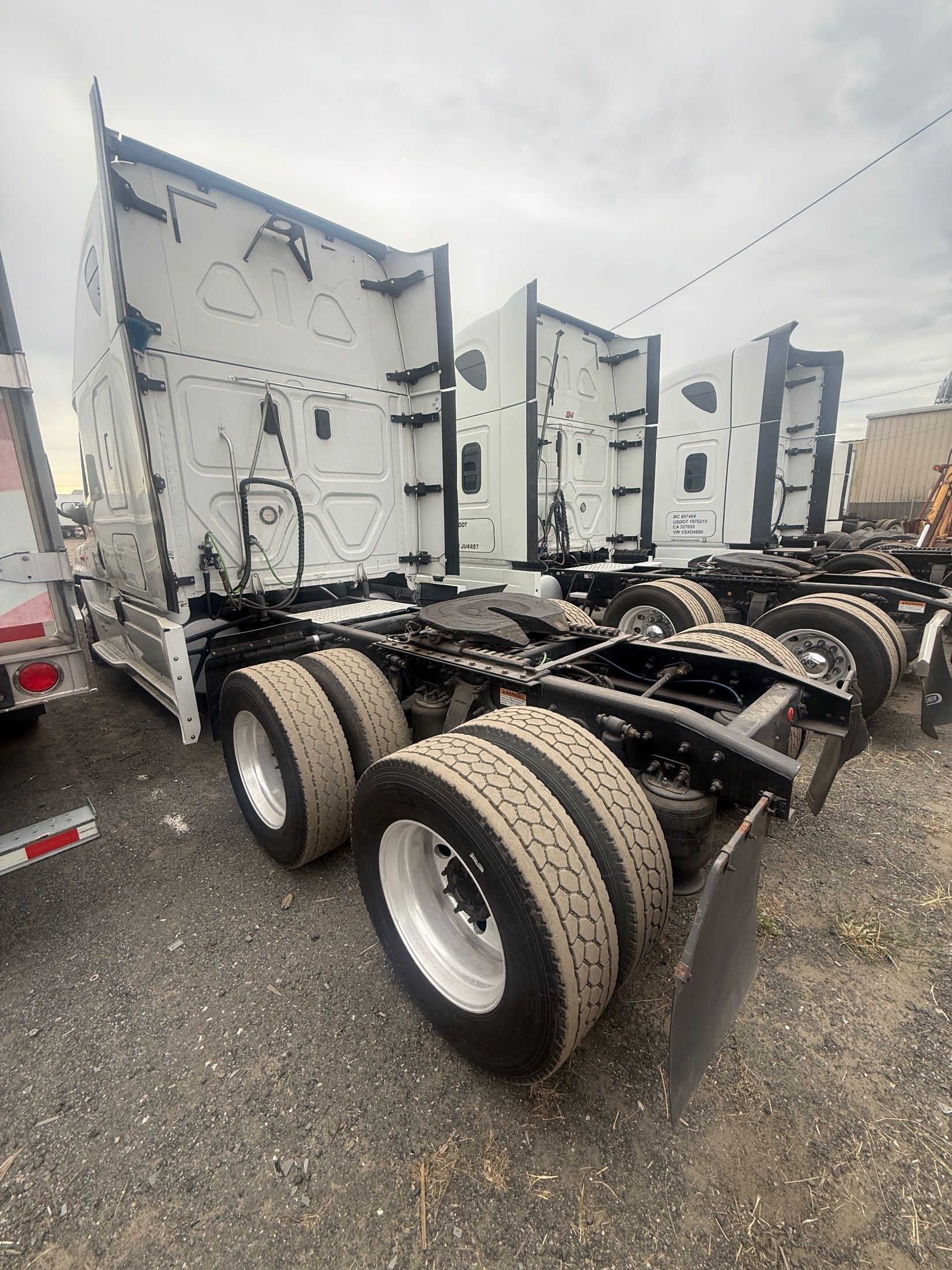 Used 2017 Freightliner Cascadia for sale in Union City Ca — photo 2 of 2