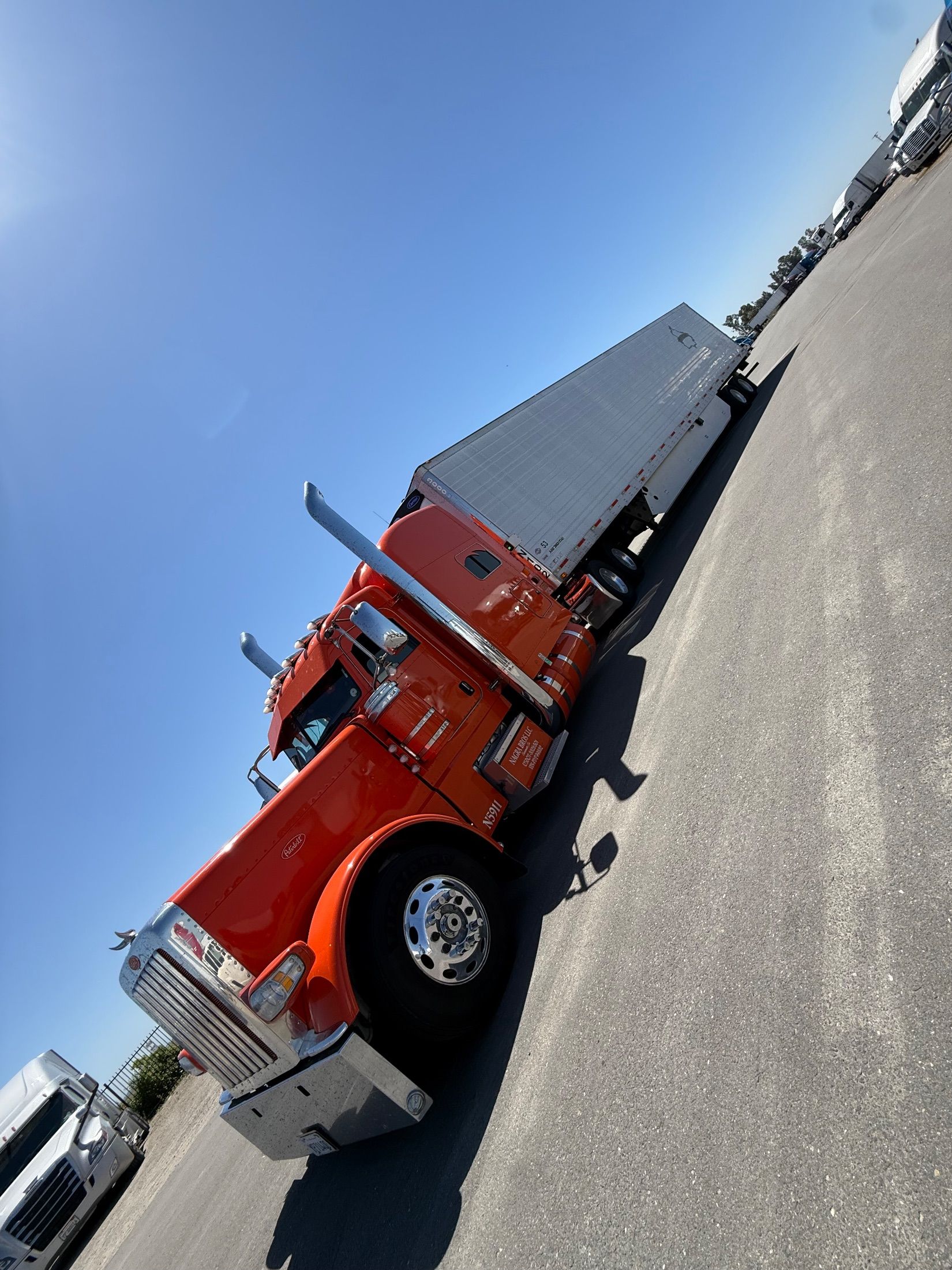 Used 2023 Peterbilt 389 for sale in Sacramento, CA — photo 2 of 2