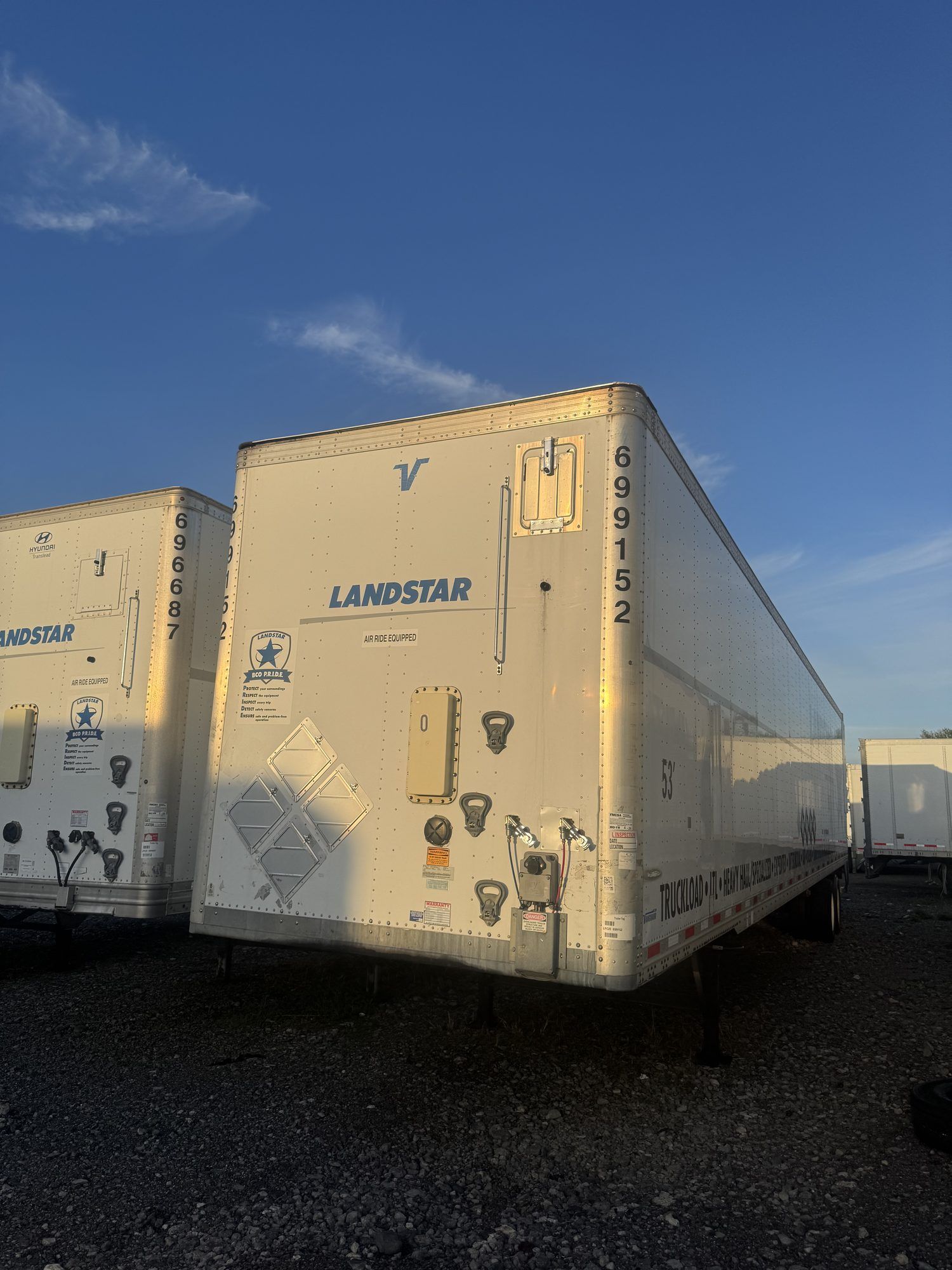 Used 2017 Vanguard Maxcube 53ft dryvan for sale in Delta, OH — photo 1 of 2