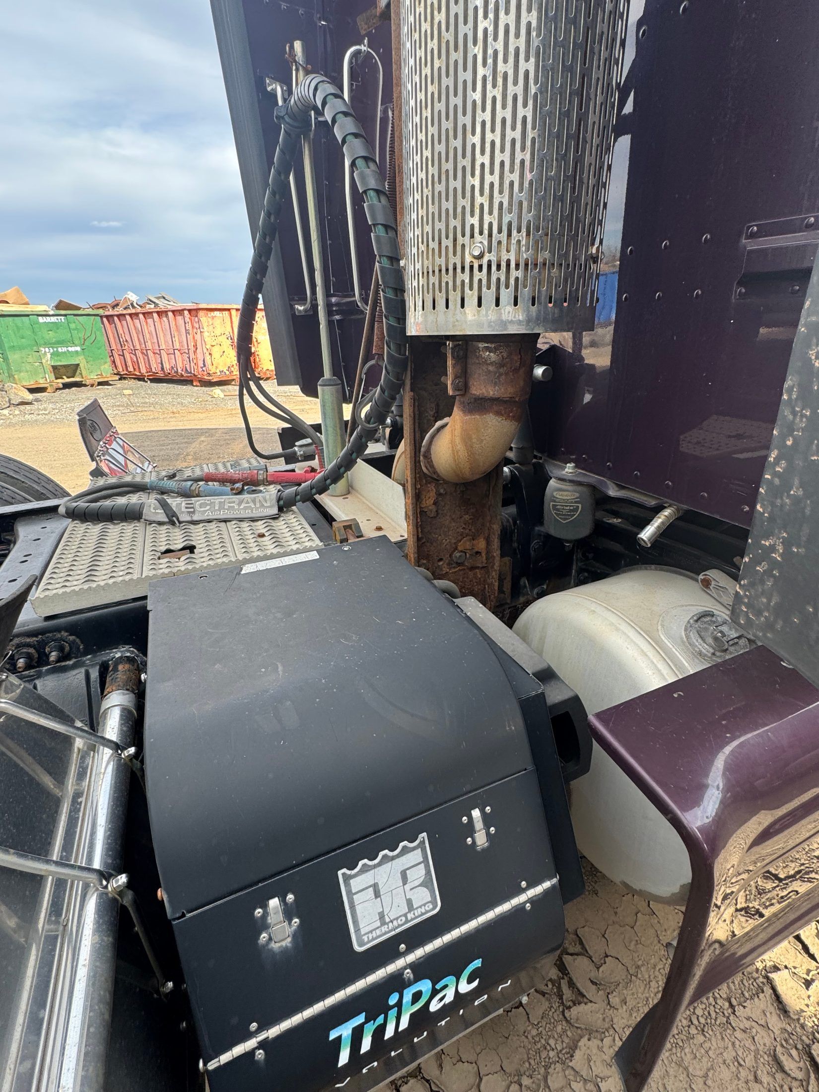 Used 2015 Peterbilt 386 for sale in Manassas Va — photo 2 of 2