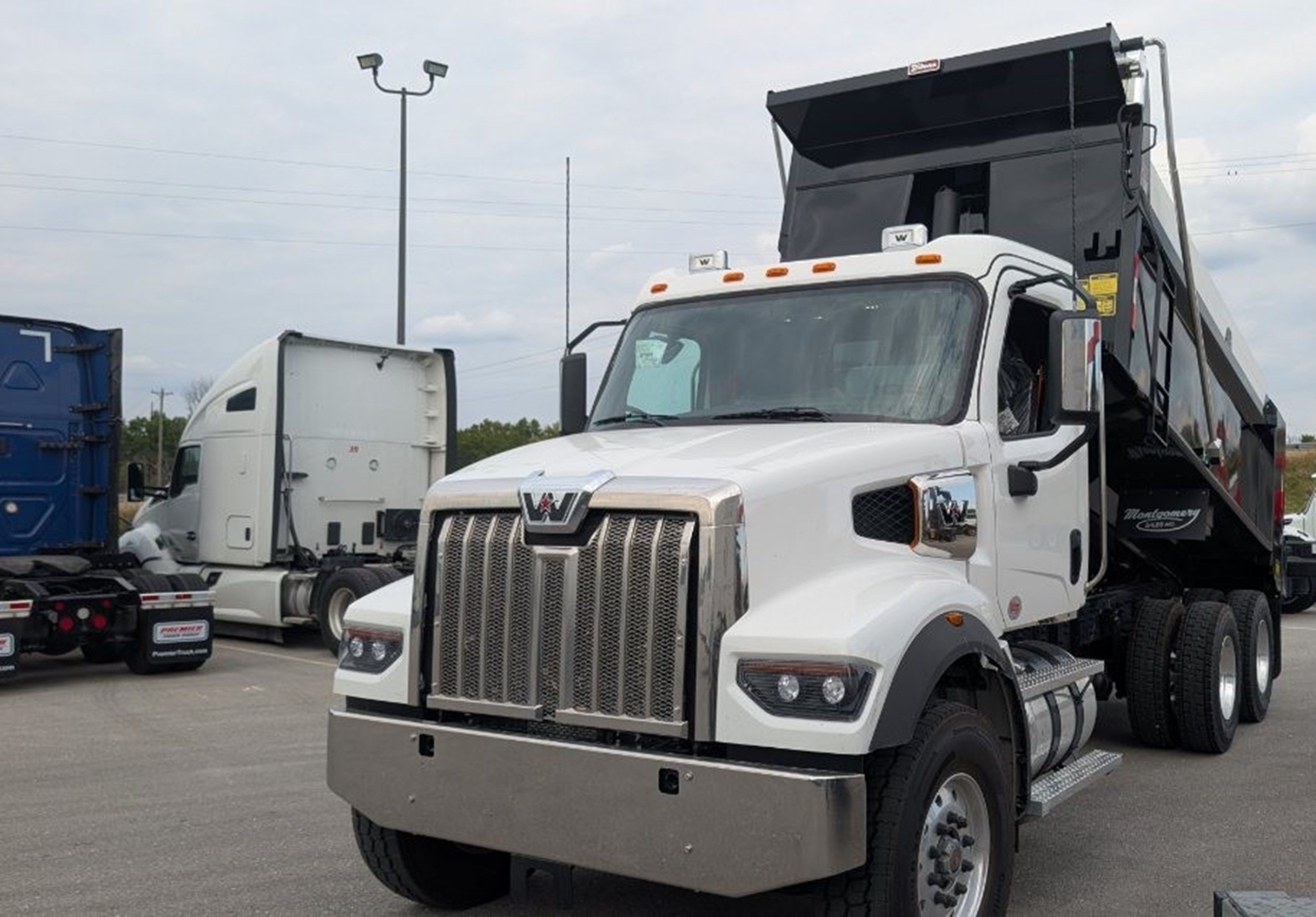 Used 2026 Western Star 47X for sale in Columbia — photo 1 of 2