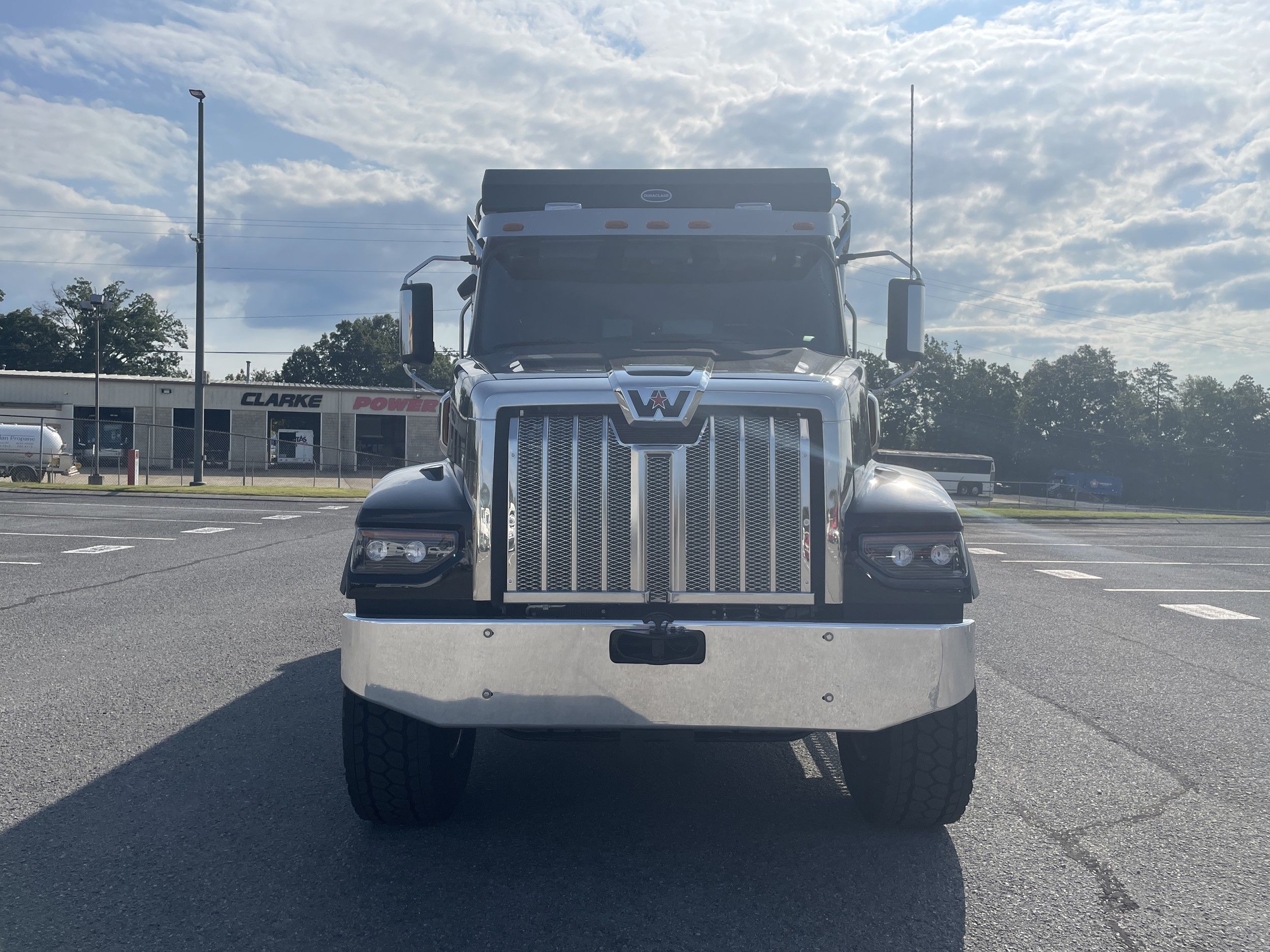 Used 2026 Western Star 49X for sale in Chattanooga — photo 2 of 2