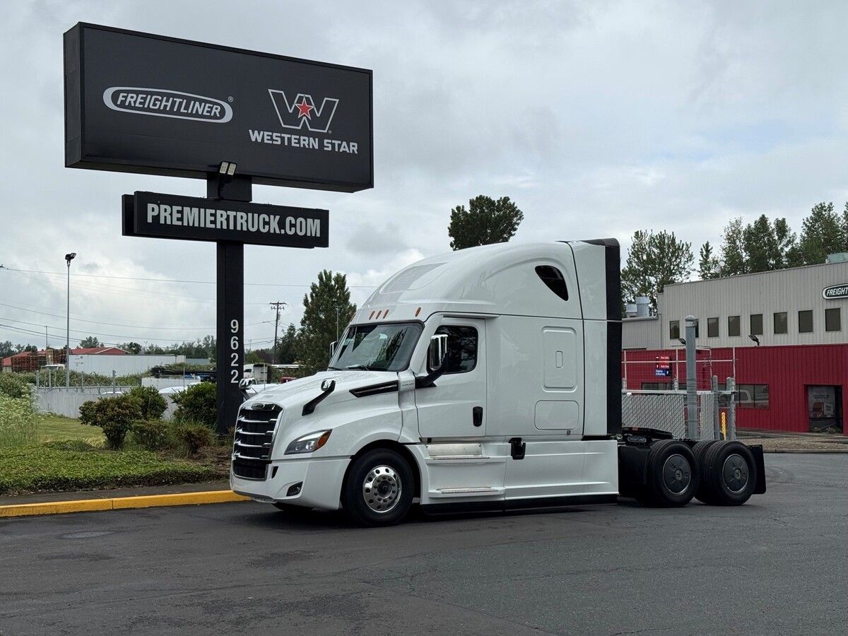 2027 Freightliner Cascadia
