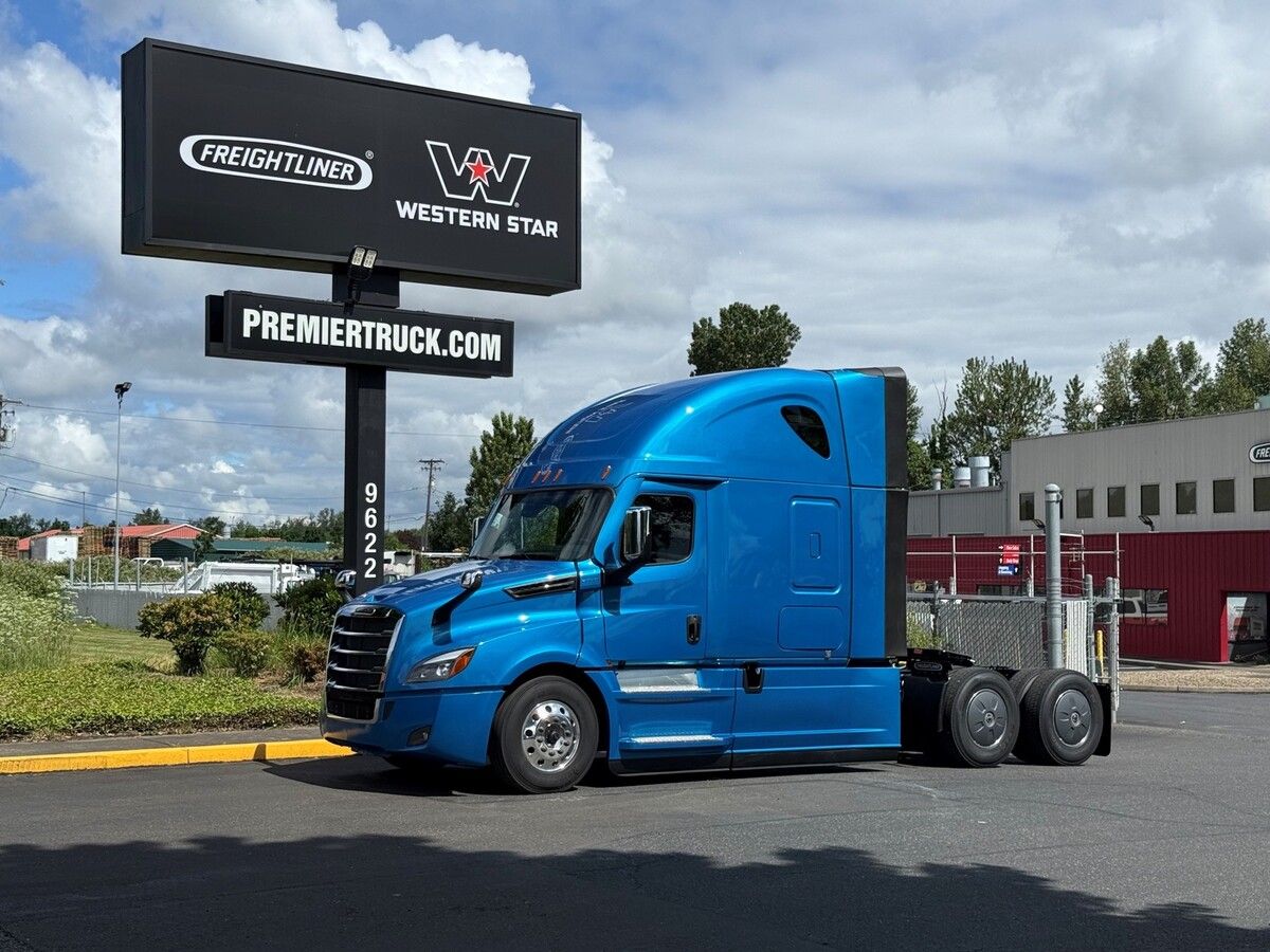 2027 Freightliner Cascadia