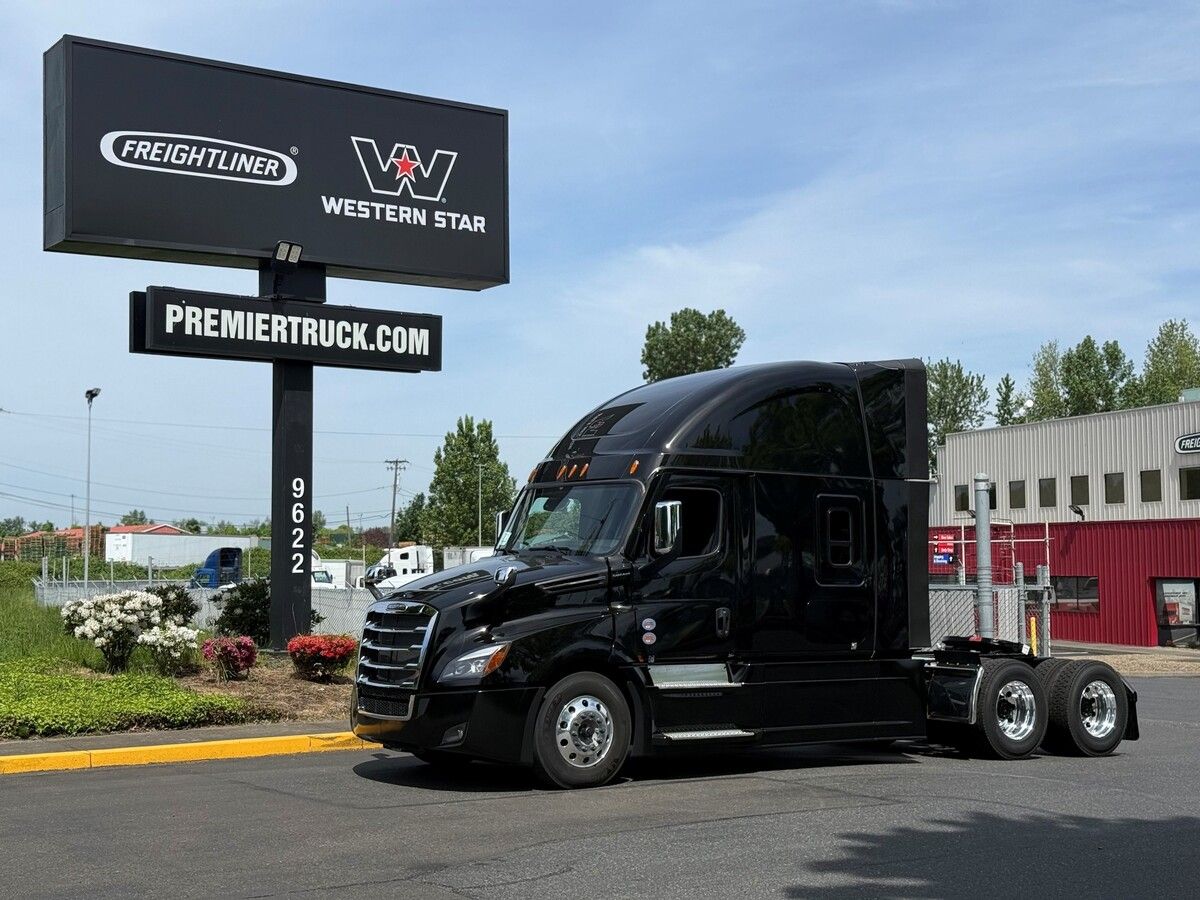 2027 Freightliner Cascadia